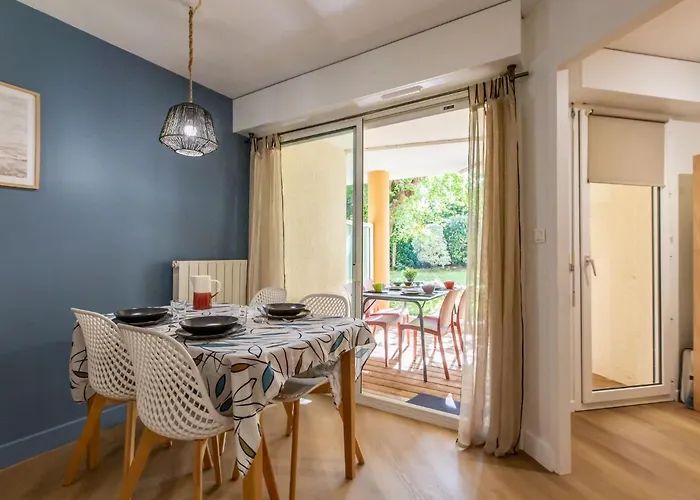 Ermitage-5 By Interhome * סורטס הוסגור